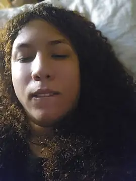 lilith_isabella25 webcam show