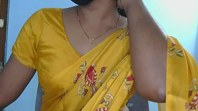 latha_hot_telugu Show in webcam