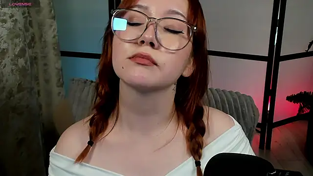 Daisy_Daylark: вебкам-шоу