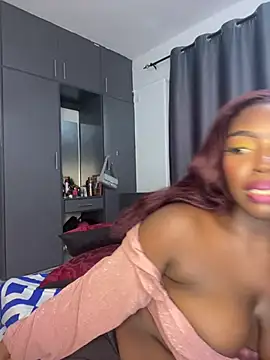 Mysterious_coco Show in webcam