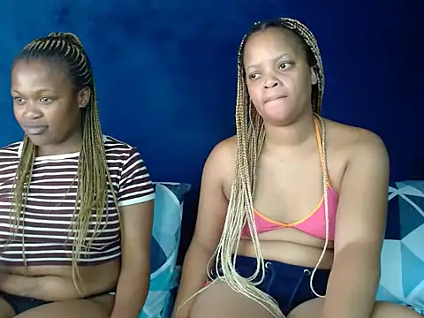 YellowMellow18 Chat XXX in diretta