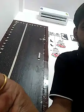 DarkPlayboy_aadi Show in webcam