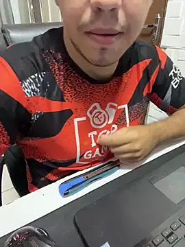Fer_Ti Pertunjukan Webcam