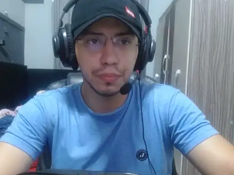 Show modela Fer_Ti na web-kameri