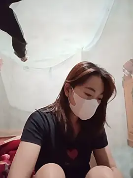 -Trinina- Pertunjukan Webcam