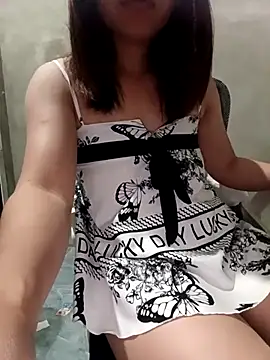 -Trinina- 网络视讯表演