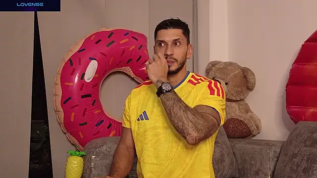 Seth_Vegaan Webbikameraesitys