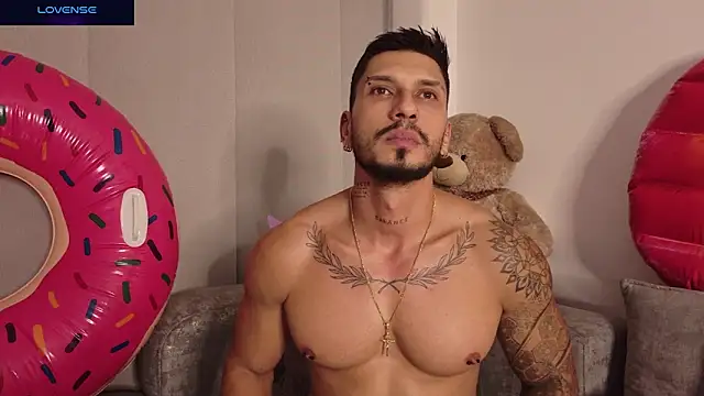 Show modela Seth_Vegaa na web-kameri