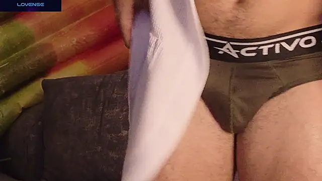 Show modela Seth_Vegaa na web-kameri