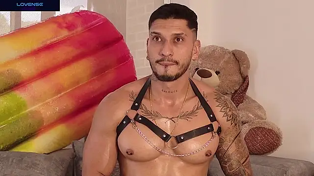 Show modela Seth_Vegaa na web-kameri