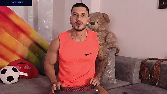 הופעת וובקאם של Seth_Vegaa