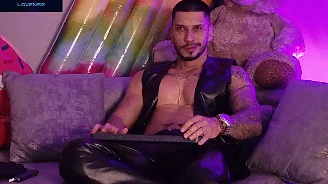 Seth_Vegaa Adlı Modelin Web Kamerası Şovu