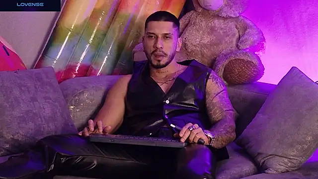 Seth_Vegaa Adlı Modelin Web Kamerası Şovu