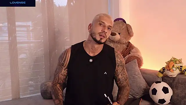 XXX chat uživo modela Seth_Vegaa