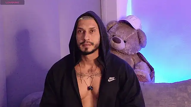 Seth_Vegaa Show Webcam