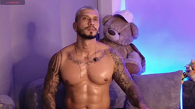 Show modela Seth_Vegaa na web-kameri