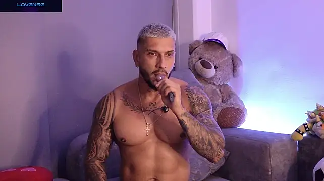 Seth_Vegaa's Webcam Show
