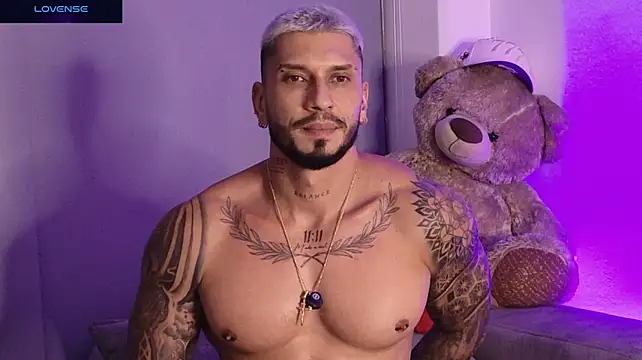 Seth_Vegaa 在線直播表演