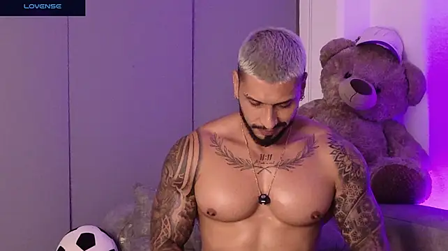 הופעת וובקאם של Seth_Vegaa
