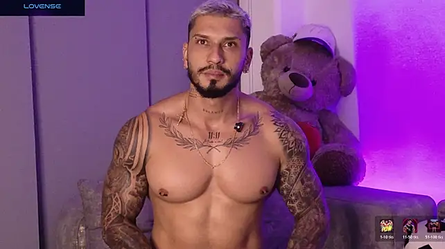 Seth_Vegaa Show in webcam