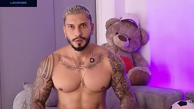 Seth_Vegaa Show Webcam