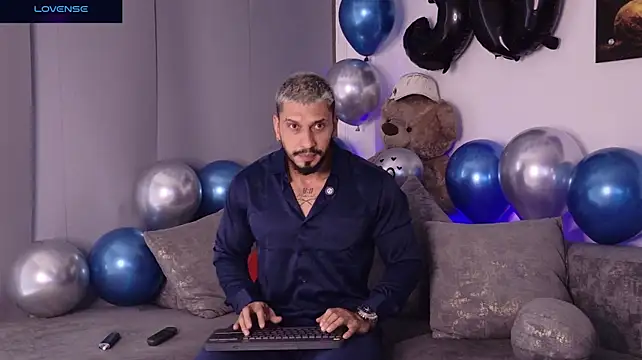Seth_Vegaa's Webcam Show