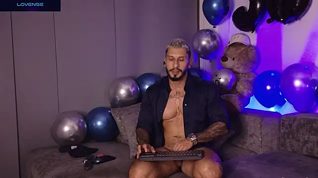 Seth_Vegaa Adlı Modelin Web Kamerası Şovu