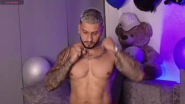 Seth_Vegaa's Webcam Show