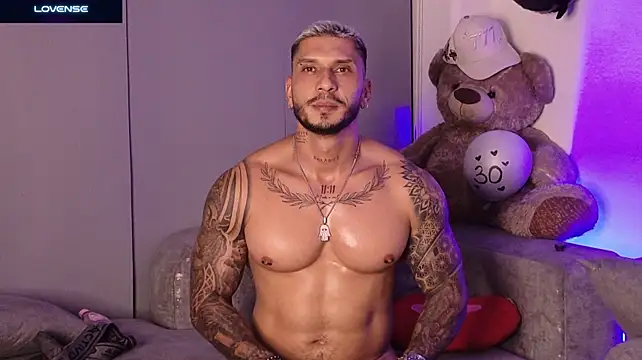Seth_Vegaa Show Webcam