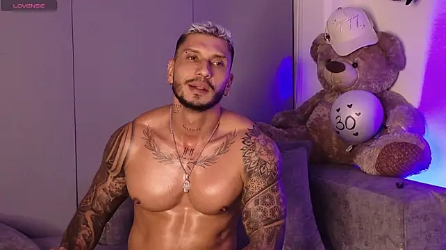 Seth_Vegaa Show Webcam
