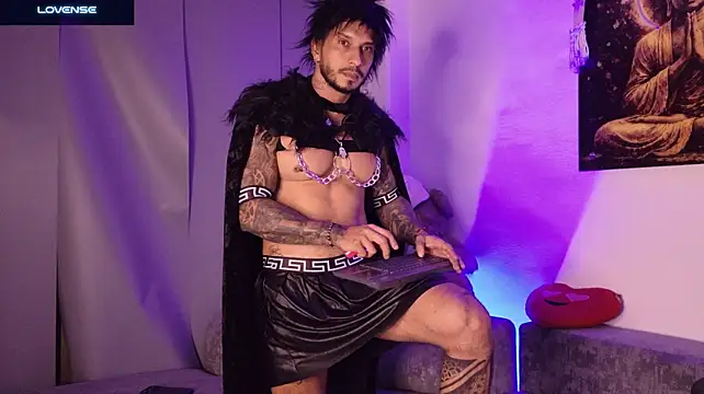 Seth_Vegaa Show in webcam