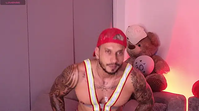 Seth_Vegaa: вебкам-шоу