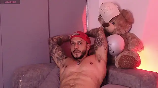 Seth_Vegaa Live XXX-Chat