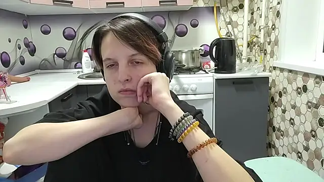 Chat +18 de Saranade ao vivo