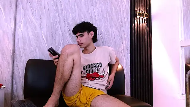 Kevin_Brooks1 – webcam-show