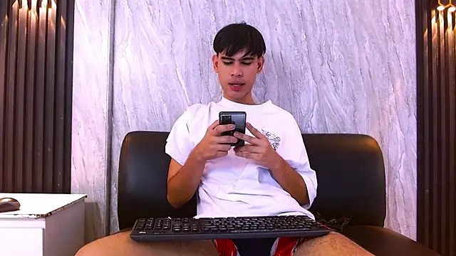 Kevin_Brooks1 Pertunjukan Webcam