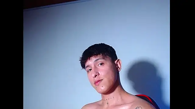 rowanbig Webcamshow