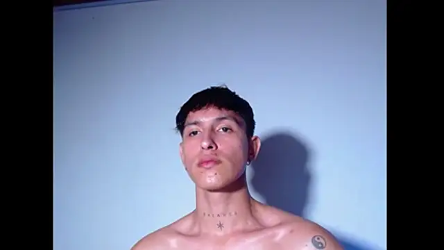 rowanbig 在線直播表演