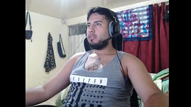 guillerme_08's Webcam Show