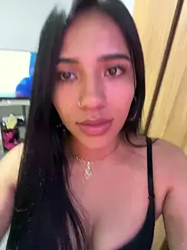 Show modela Caro_Mildrey na web-kameri