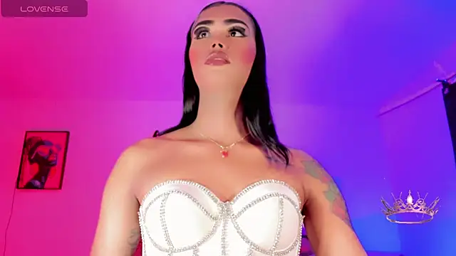 Pokazy przed kamerką – blackxx_bigcock