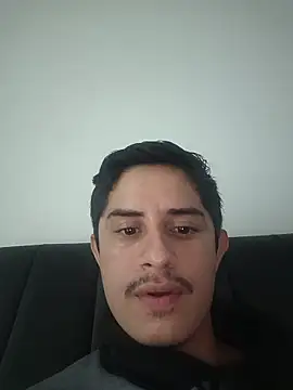 wickedboy_twin1 webkamerás műsora