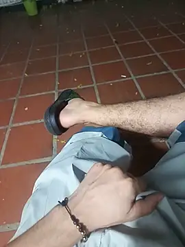 wickedboy_twin1: διαδικτυακό σόου στην κάμερα