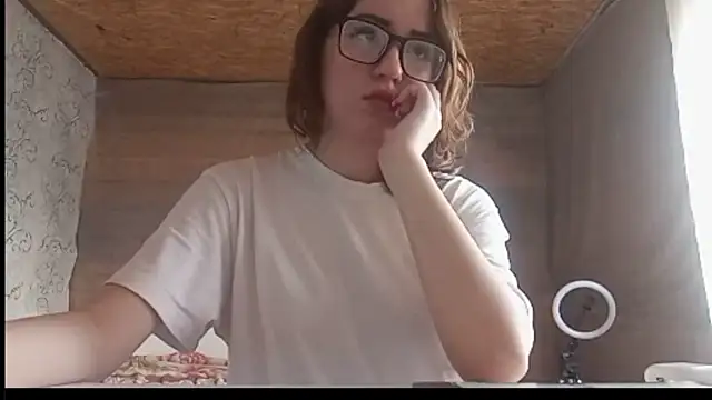 Czat XXX na żywo – OliviaMoment