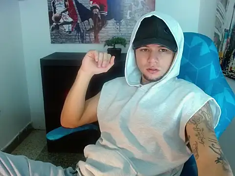 Brian_Adler webkamerás műsora