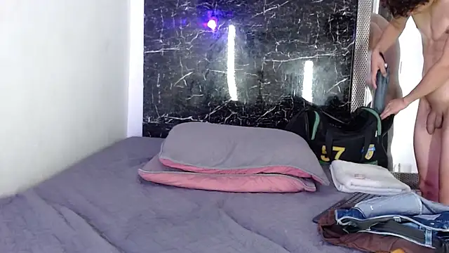 Show de Adrian_Wolf na webcam
