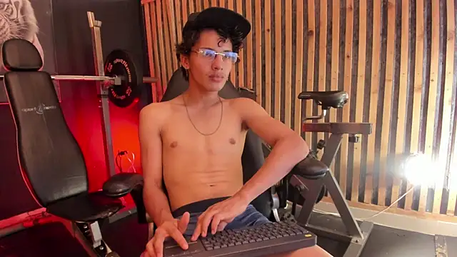 Adrian_Wolf – webcam-show
