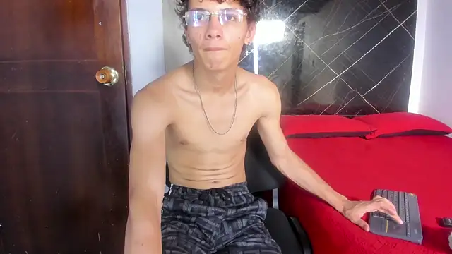 הופעת וובקאם של Adrian_Wolf