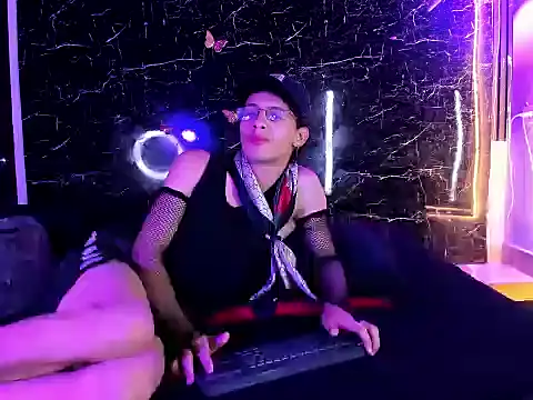 Adrian_Wolf – webcam-show
