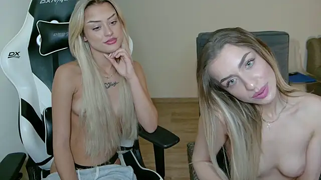 Webkamerová show anyaamurr